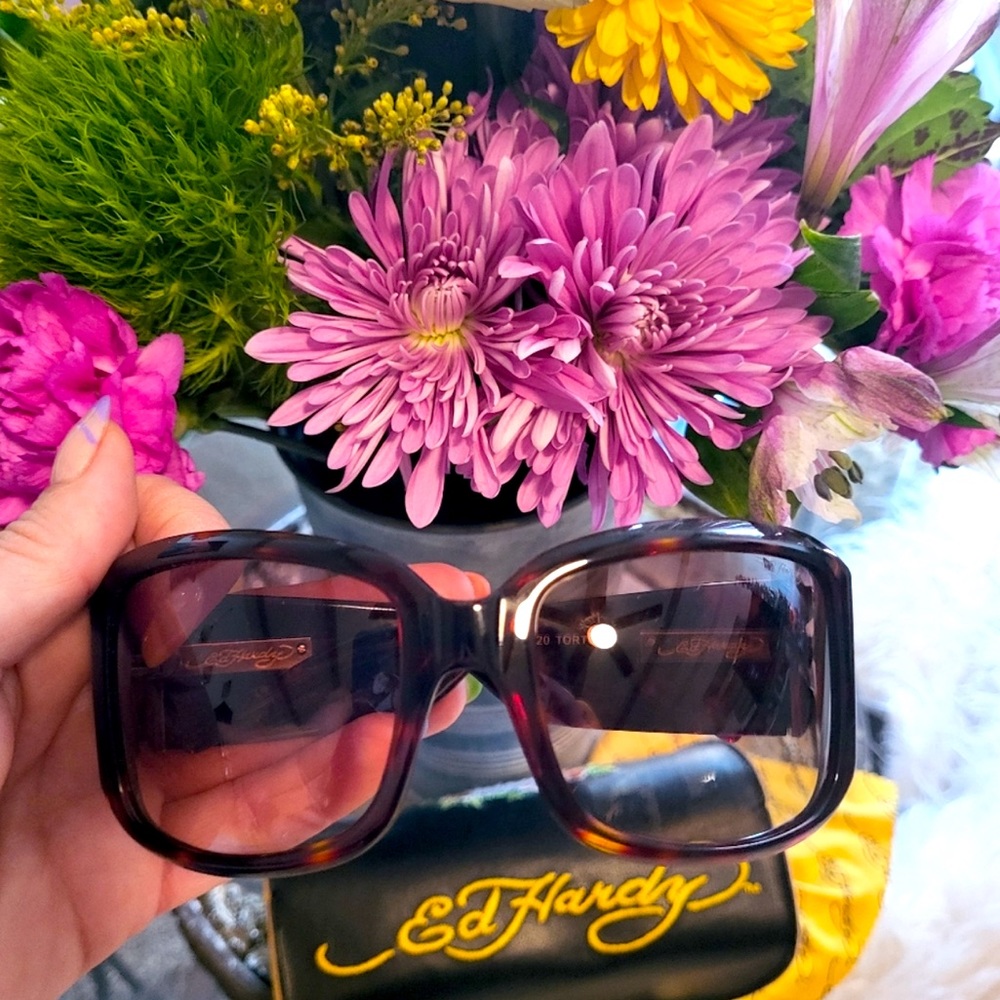 RARE FIND ED Hardy Vintage Collectors Edition 🕶️ Sunglasses